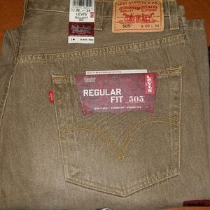 505 Levi's  40x34 regular fit tan jean